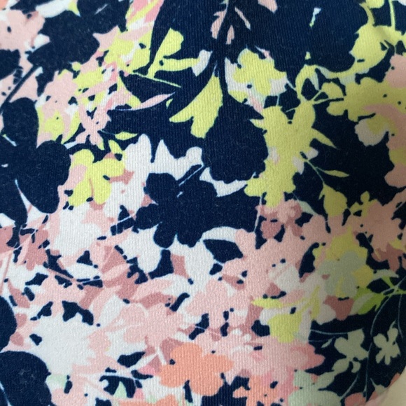 Fabletics Small Patterned Sports Bra - Picture 3 of 4